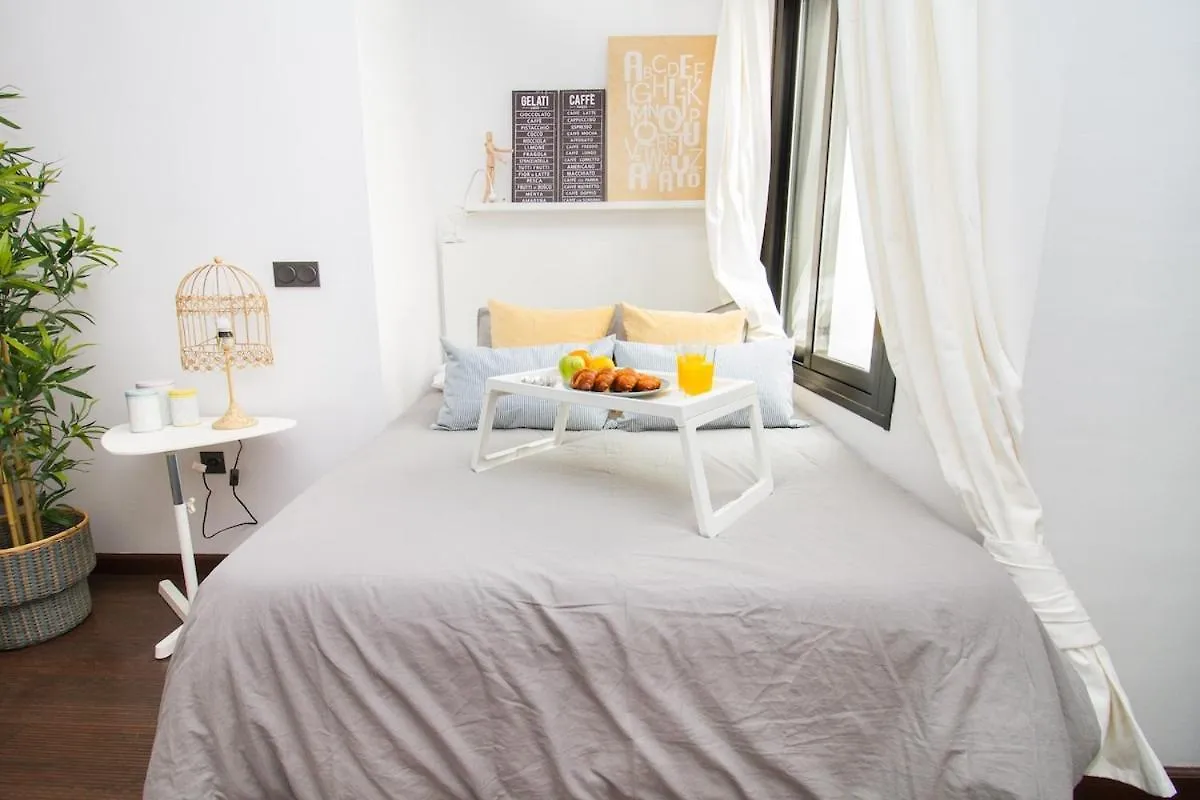 Apartamento C77 - Romantic Studio In The Center With Terrace Málaga España